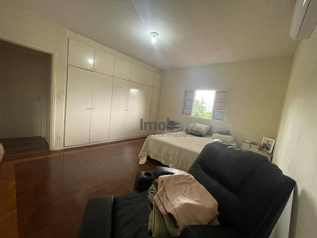 Sobrado à venda com 3 quartos, 250m² - Foto 14