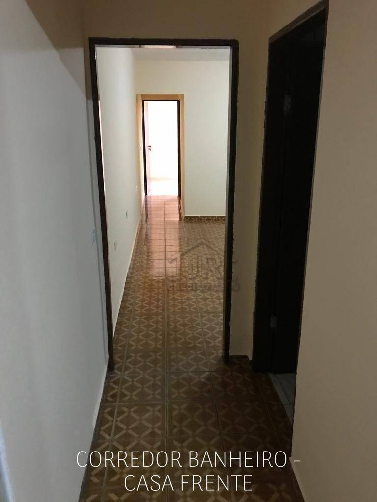 Casa à venda com 1 quarto, 125m² - Foto 9