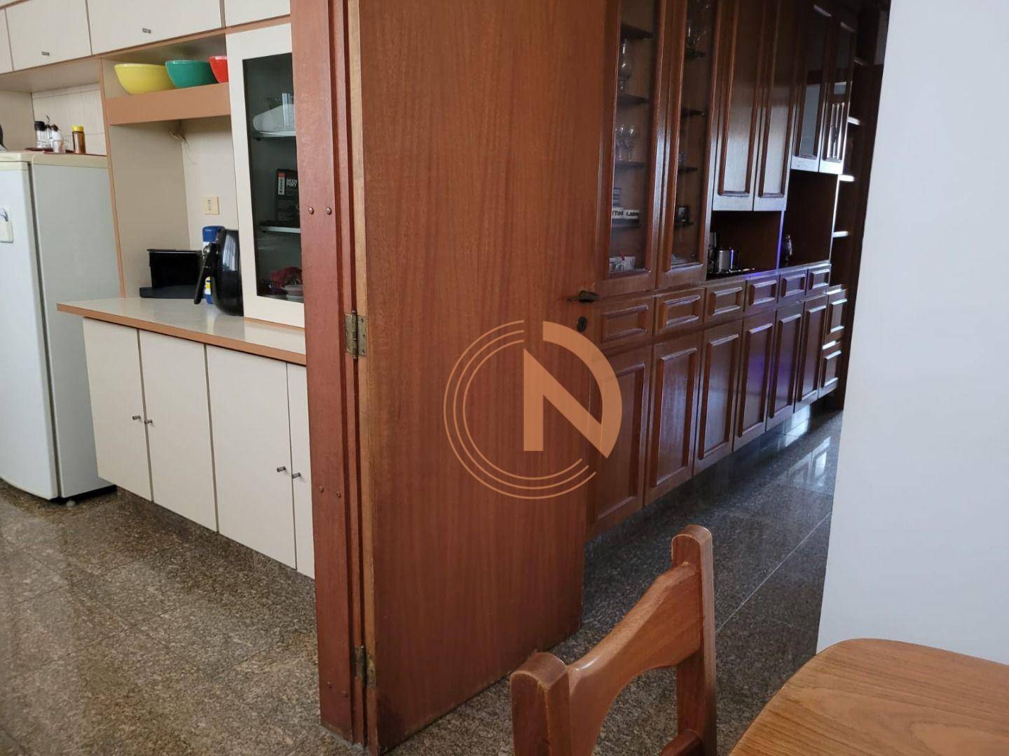 Apartamento à venda e aluguel com 4 quartos, 300m² - Foto 12