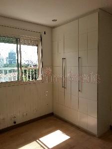 Apartamento à venda com 3 quartos, 193m² - Foto 9