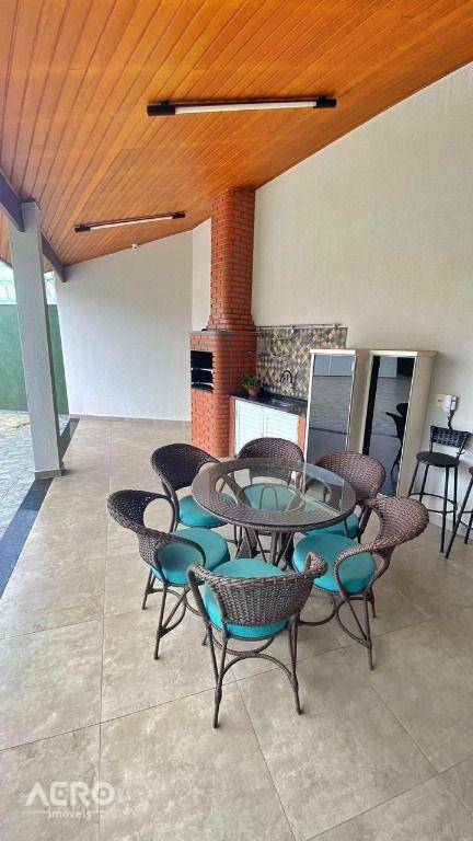 Casa à venda com 4 quartos, 211m² - Foto 21