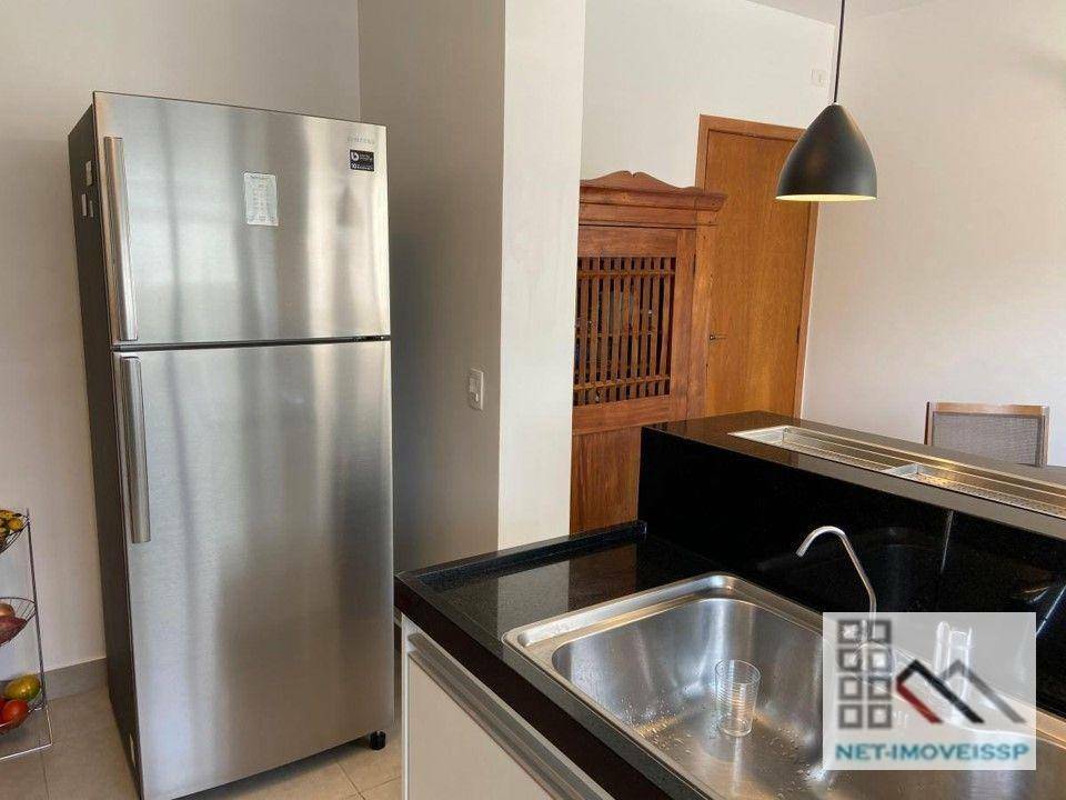 Apartamento à venda com 4 quartos, 196m² - Foto 25