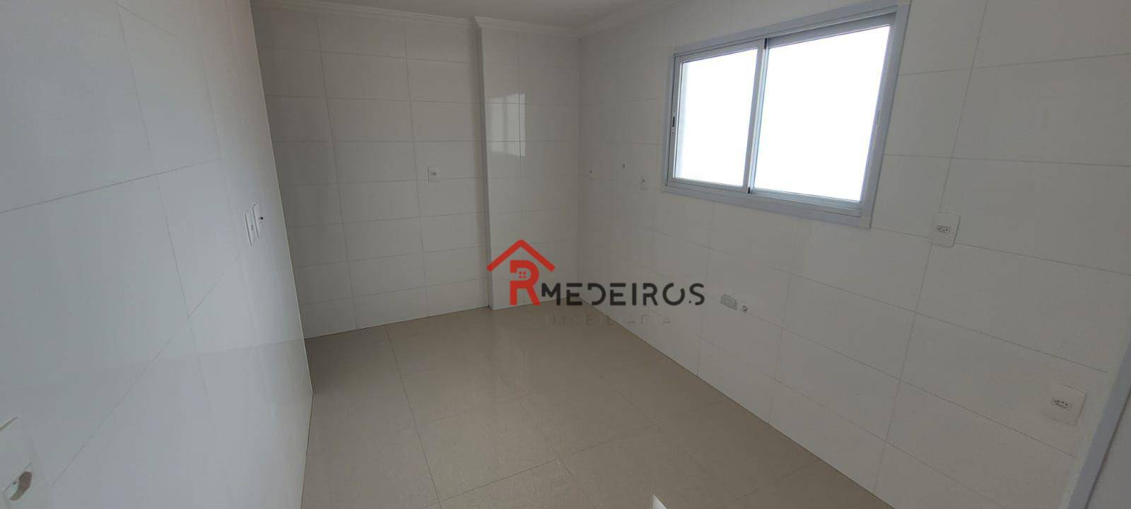 Apartamento à venda com 3 quartos, 123m² - Foto 7