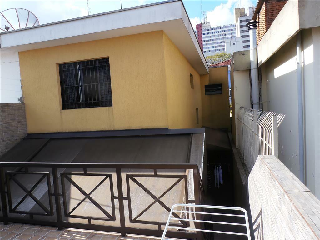 Casa à venda com 3 quartos, 245m² - Foto 1