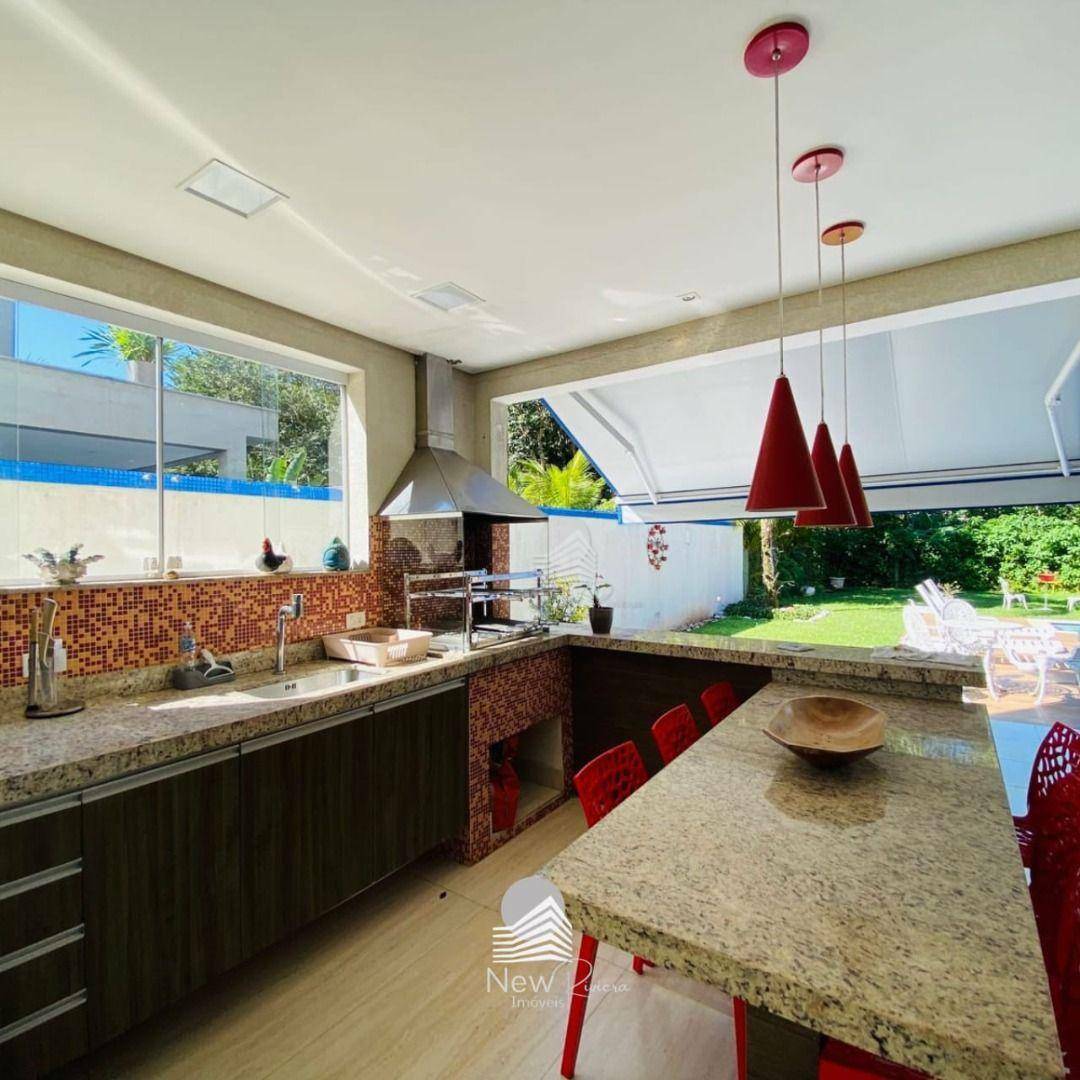 Casa de Condomínio para alugar com 5 quartos, 340m² - Foto 29