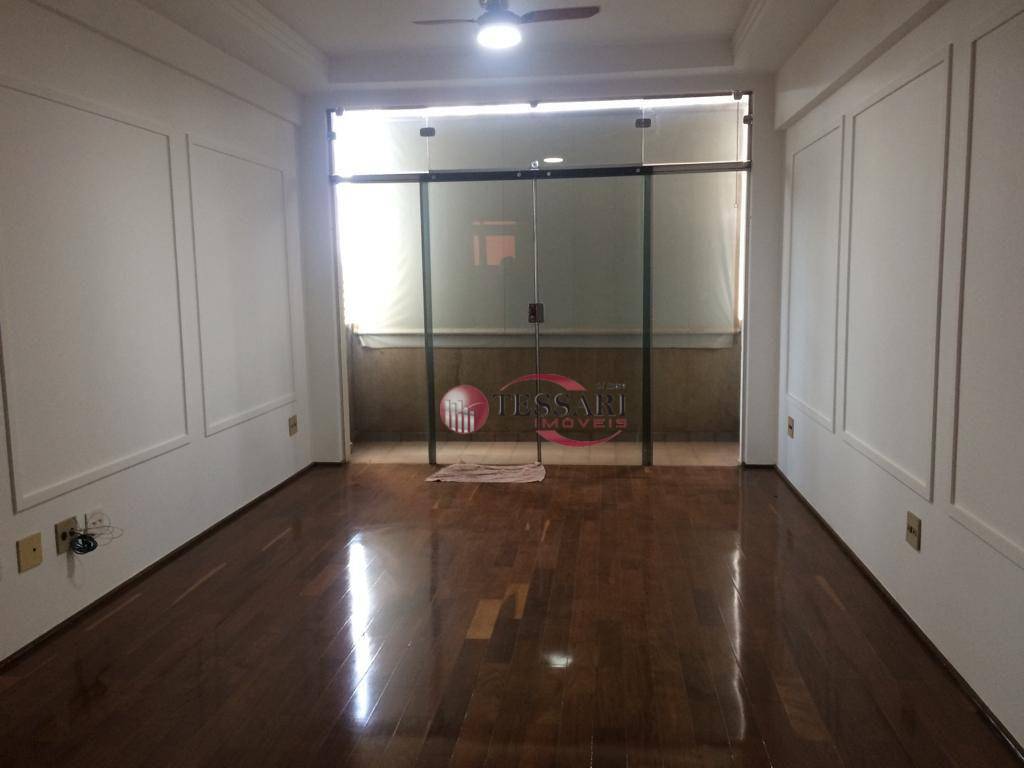 Apartamento à venda com 3 quartos, 139m² - Foto 4