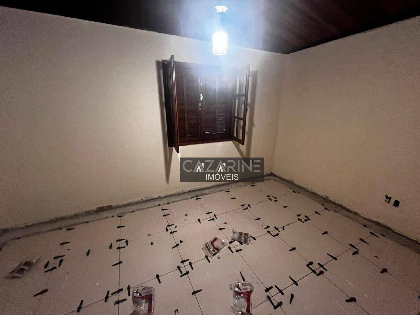 Casa à venda e aluguel com 3 quartos, 200m² - Foto 17