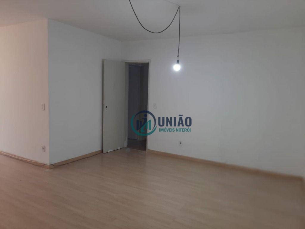 Apartamento à venda com 3 quartos, 120m² - Foto 6