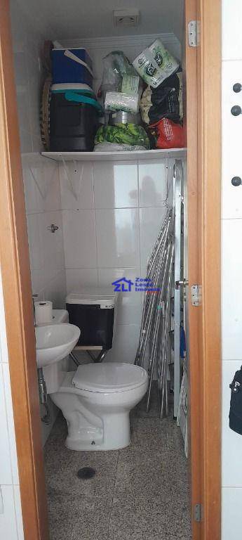 Cobertura para alugar com 3 quartos, 200m² - Foto 5