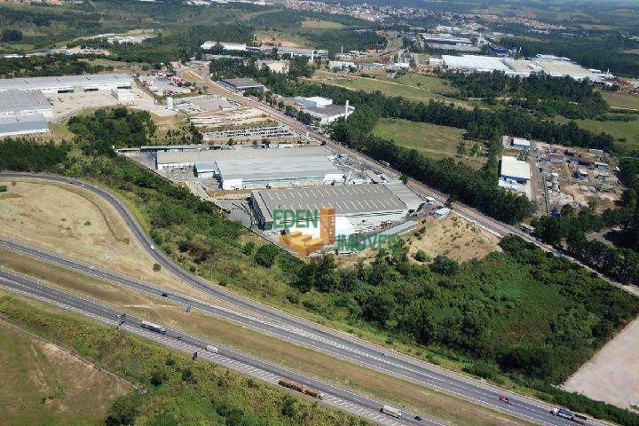 Depósito-Galpão-Armazém para alugar, 52031m² - Foto 1