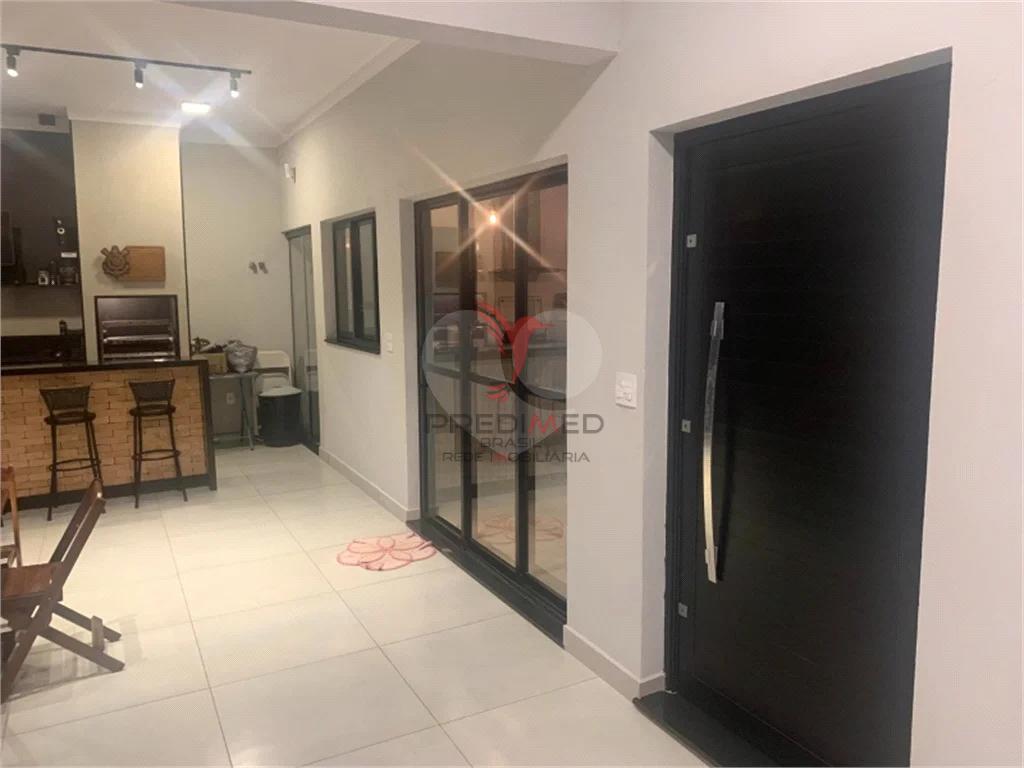 Casa à venda com 2 quartos, 156m² - Foto 9