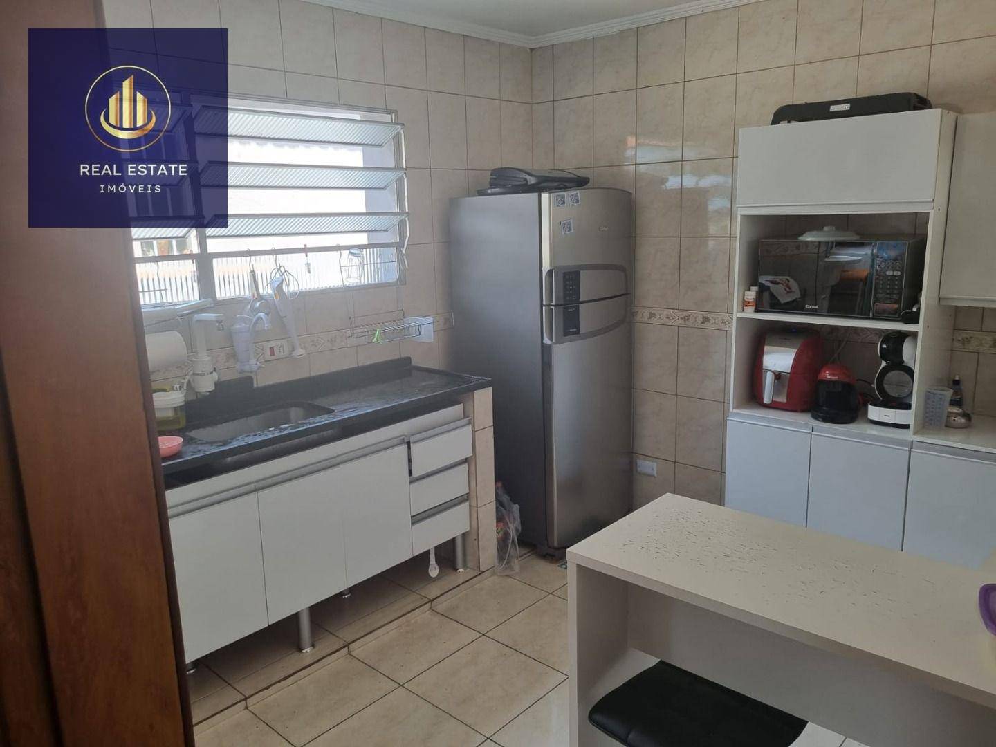 Casa para alugar com 3 quartos, 570m² - Foto 19