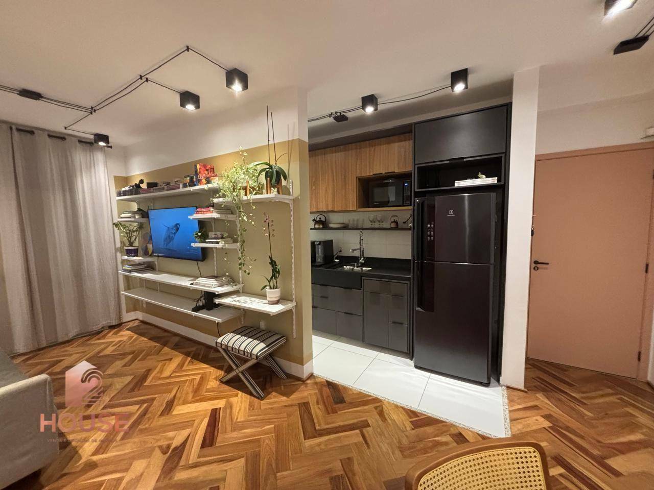 Apartamento à venda com 2 quartos, 67m² - Foto 10
