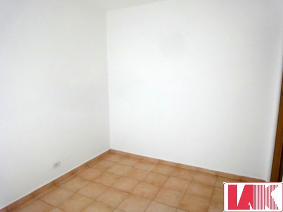 Casa à venda com 2 quartos, 115m² - Foto 11