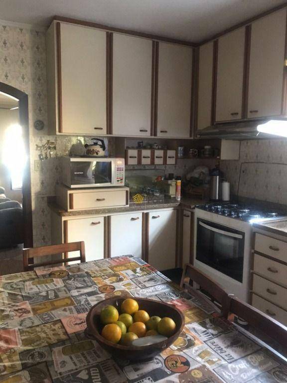 Sobrado à venda com 3 quartos, 230m² - Foto 24