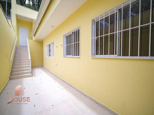 Casa de Condomínio para alugar com 3 quartos, 250m² - Foto 1