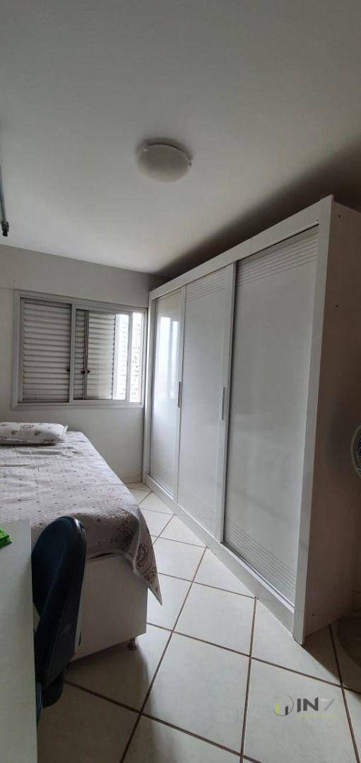 Apartamento à venda com 3 quartos, 74m² - Foto 12