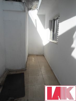 Casa para alugar com 1 quarto, 32m² - Foto 18