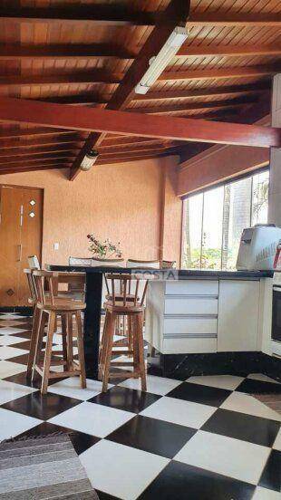 Casa de Condomínio à venda com 3 quartos, 361m² - Foto 30