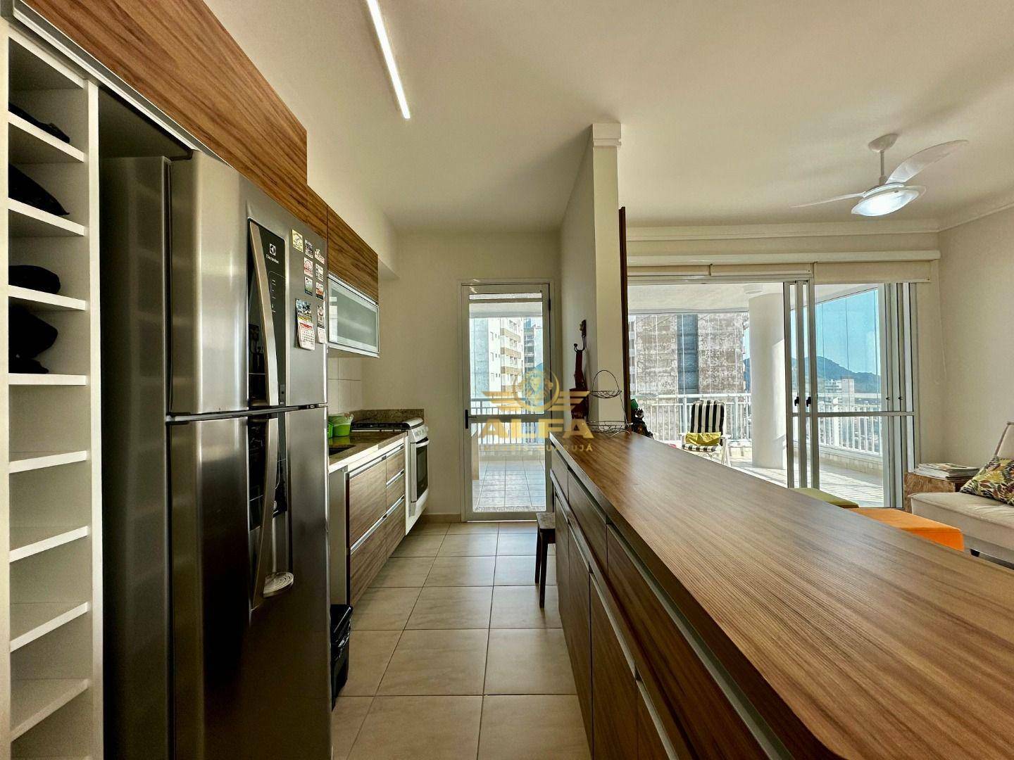 Apartamento à venda com 3 quartos, 121m² - Foto 9