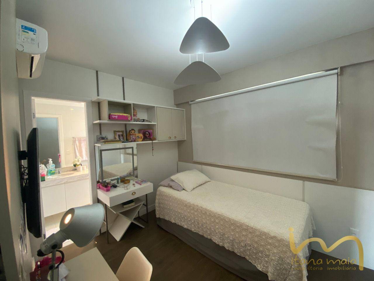 Apartamento à venda com 4 quartos, 155m² - Foto 6