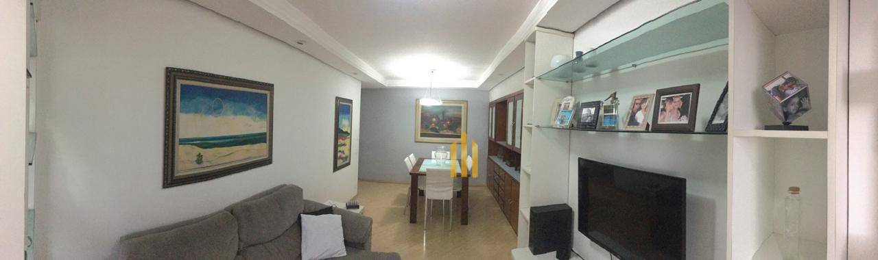 Apartamento à venda com 2 quartos, 70m² - Foto 2