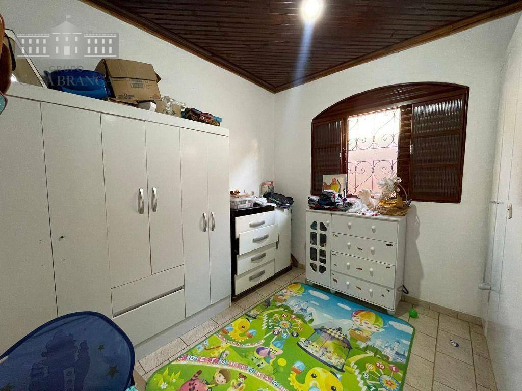 Casa à venda com 3 quartos, 132m² - Foto 9