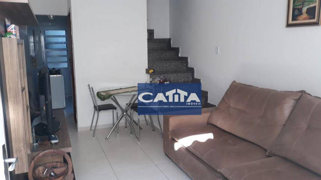 Sobrado à venda com 2 quartos, 61m² - Foto 1