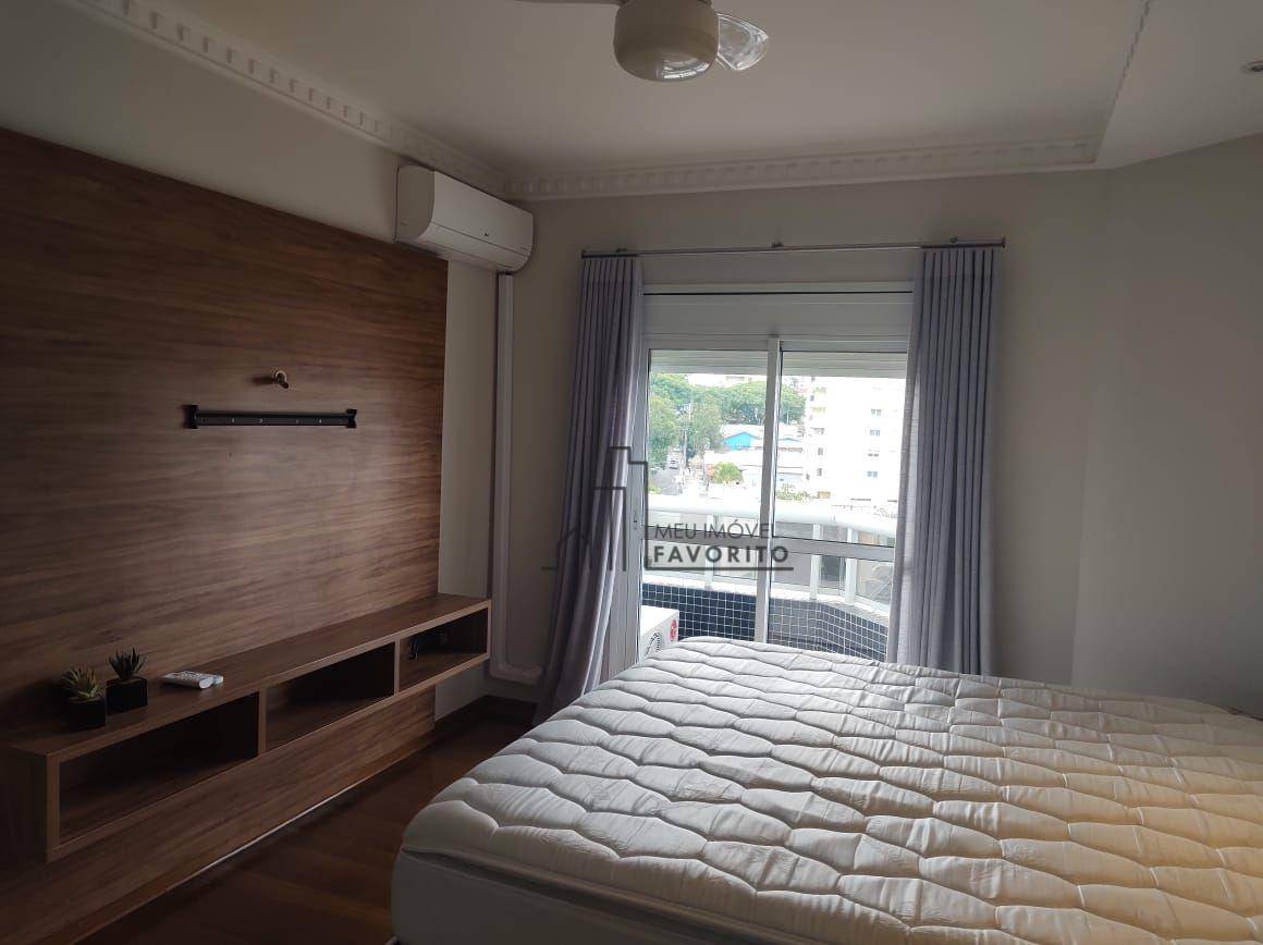 Apartamento à venda com 3 quartos, 198m² - Foto 13