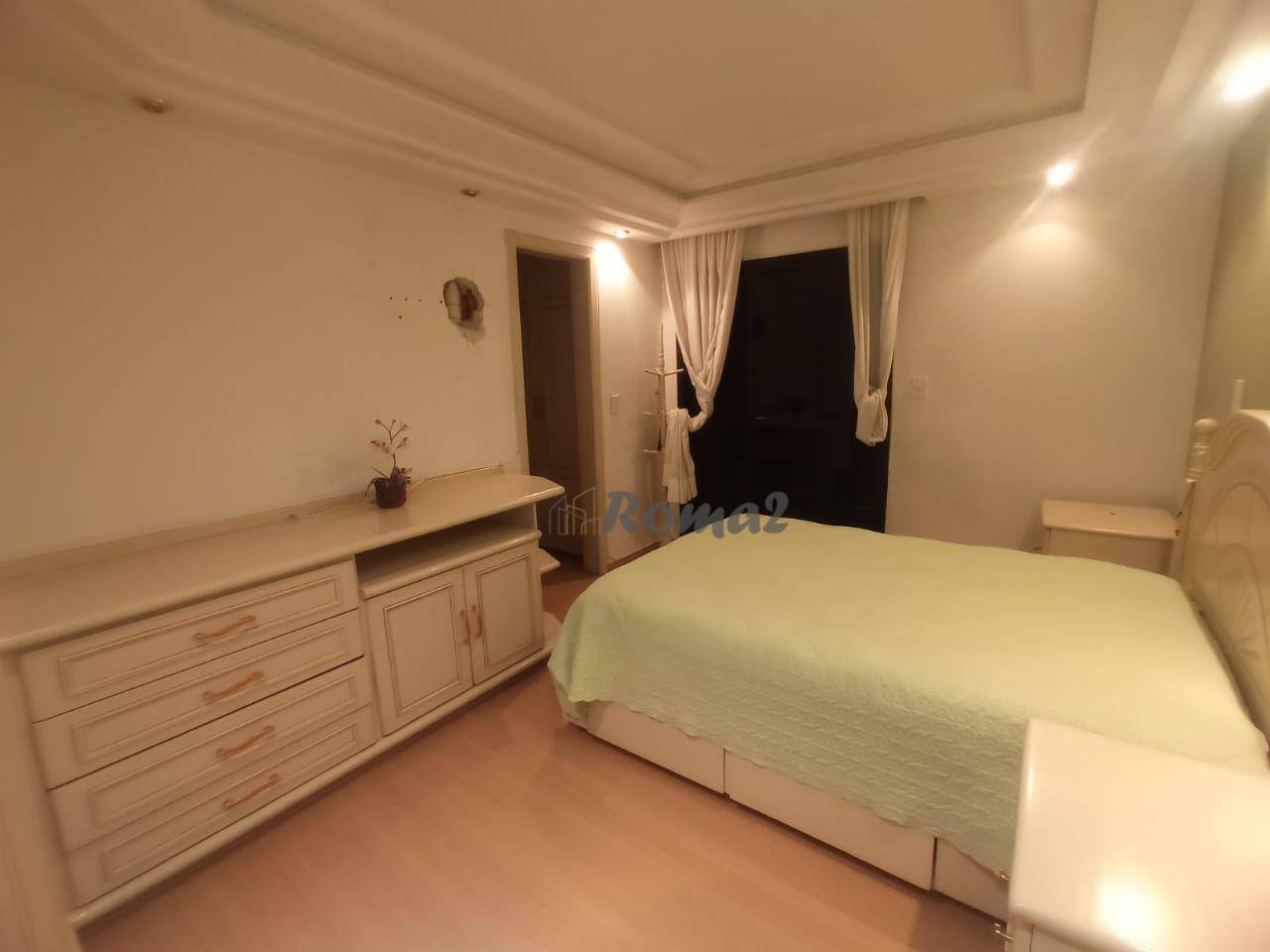 Apartamento à venda e aluguel com 3 quartos, 142m² - Foto 18