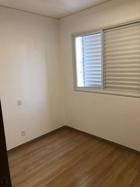 Apartamento à venda com 2 quartos, 63m² - Foto 8