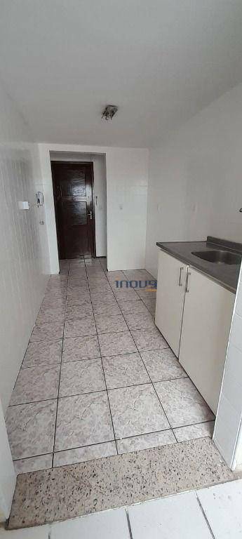 Apartamento à venda com 2 quartos, 74m² - Foto 19