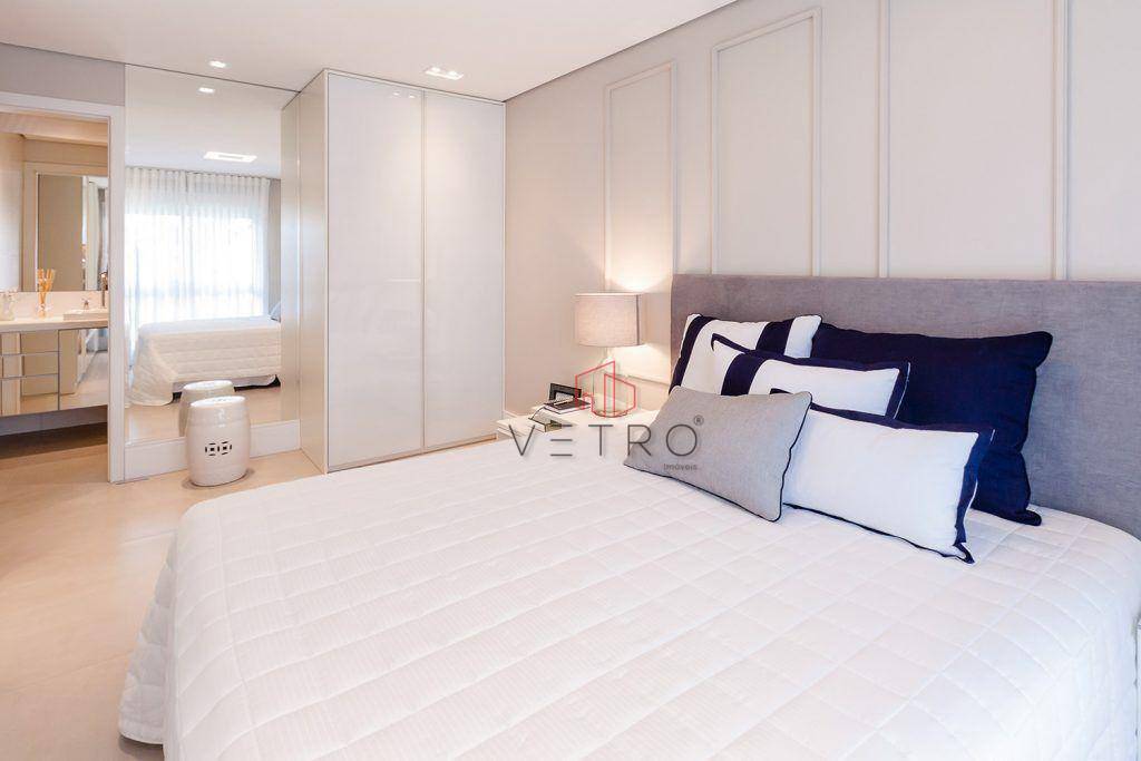 Apartamento à venda com 3 quartos, 236m² - Foto 4