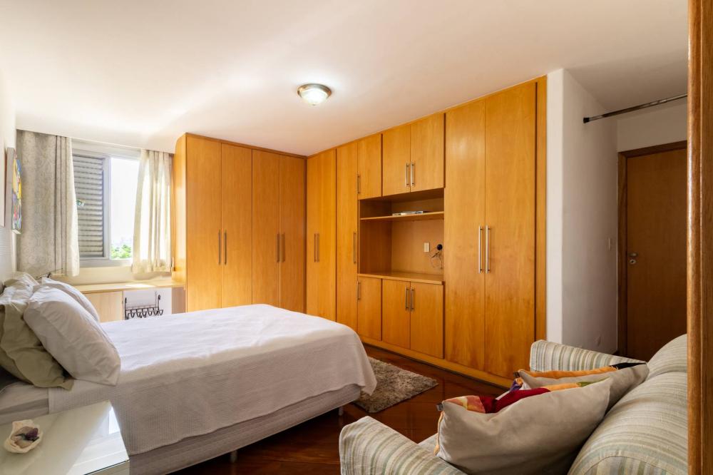 Apartamento à venda com 3 quartos, 199m² - Foto 36