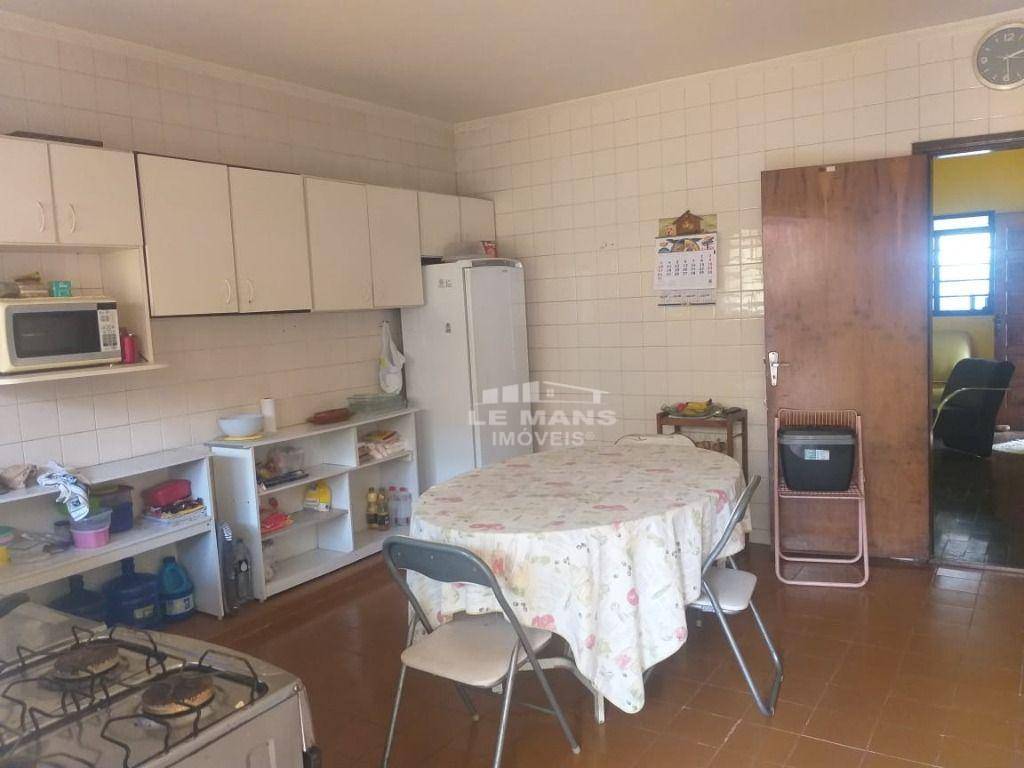 Casa à venda com 2 quartos, 123m² - Foto 4