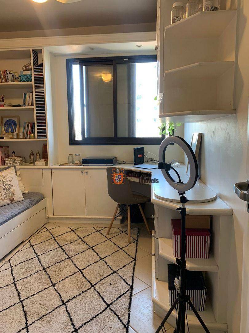 Apartamento à venda com 3 quartos, 146m² - Foto 22