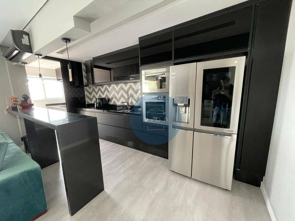 Apartamento à venda com 2 quartos, 83m² - Foto 7