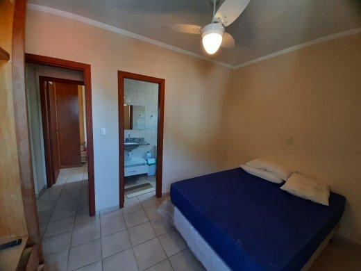 Apartamento à venda com 2 quartos, 72m² - Foto 4