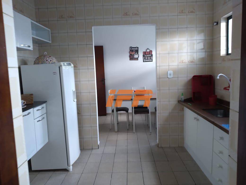 Sobrado à venda com 3 quartos, 250m² - Foto 9