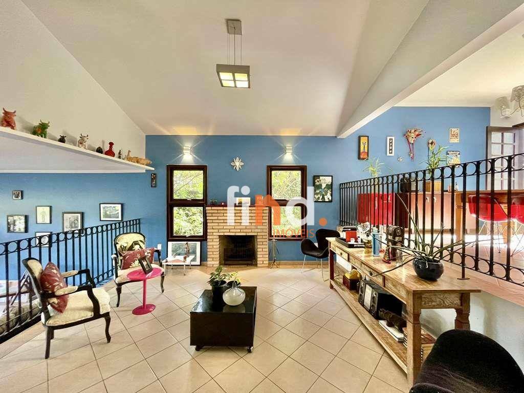 Casa de Condomínio à venda com 4 quartos, 380m² - Foto 17