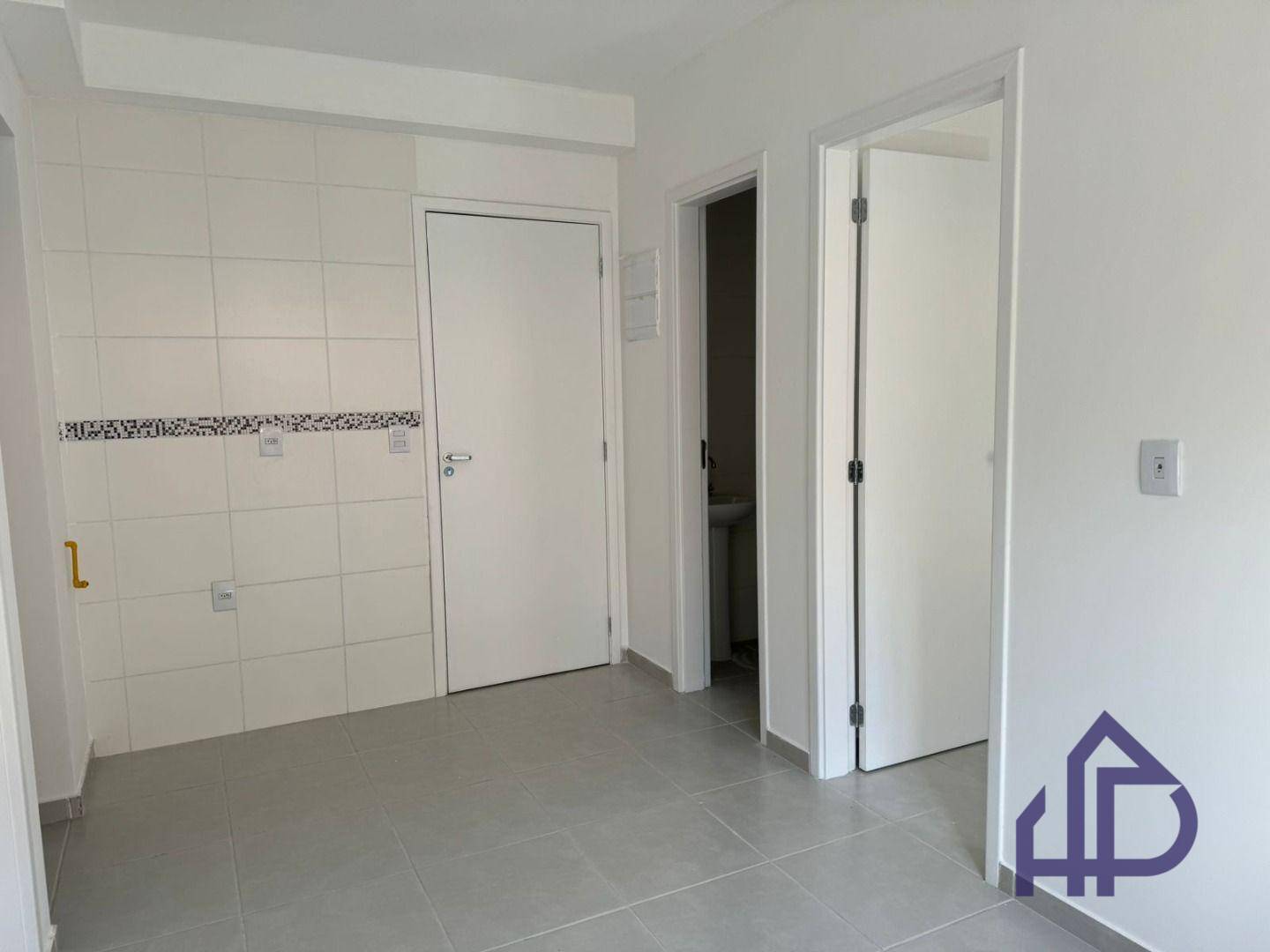 Apartamento para alugar com 2 quartos, 32m² - Foto 8