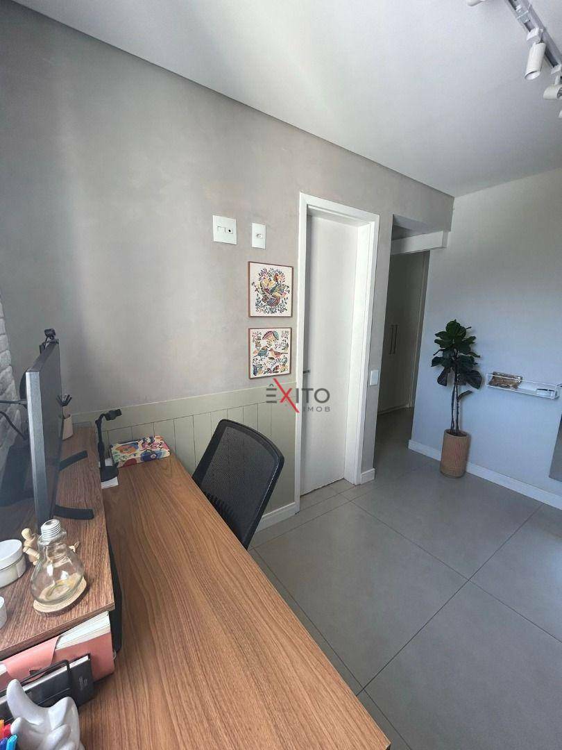 Apartamento à venda com 3 quartos, 119m² - Foto 11