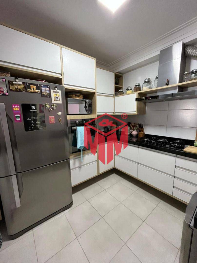 Apartamento à venda com 3 quartos, 85m² - Foto 29