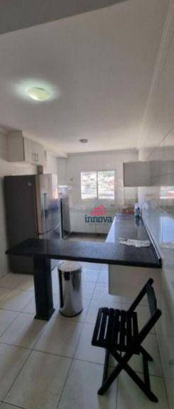 Sobrado à venda com 2 quartos, 98m² - Foto 2