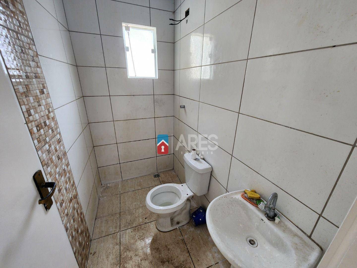 Casa à venda com 3 quartos, 90m² - Foto 10