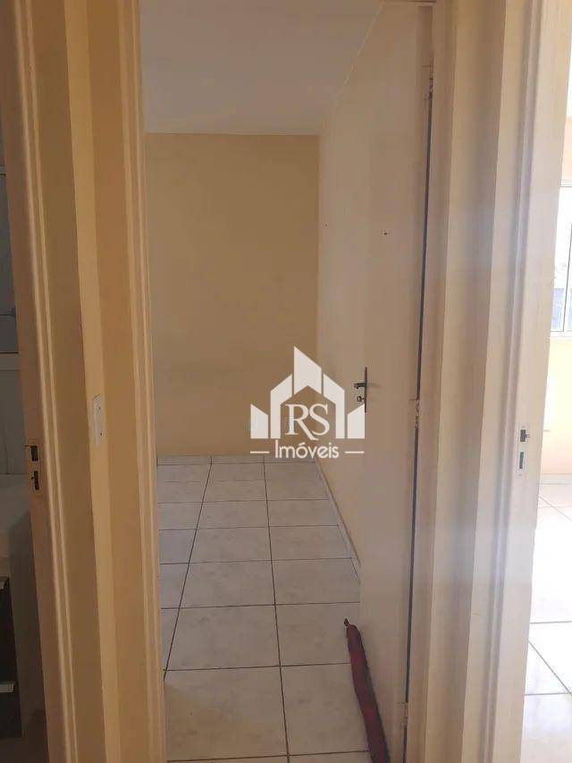 Apartamento à venda com 2 quartos, 50m² - Foto 2