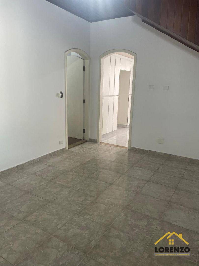 Casa à venda com 6 quartos, 327m² - Foto 15