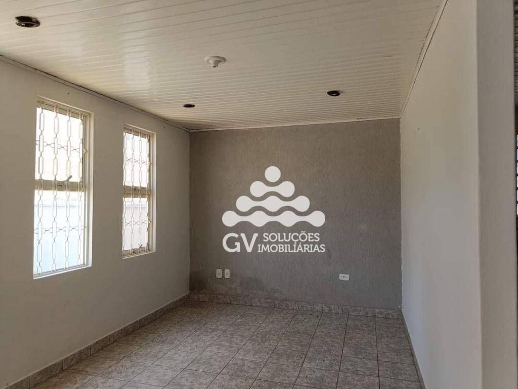 Casa à venda com 2 quartos, 180m² - Foto 21