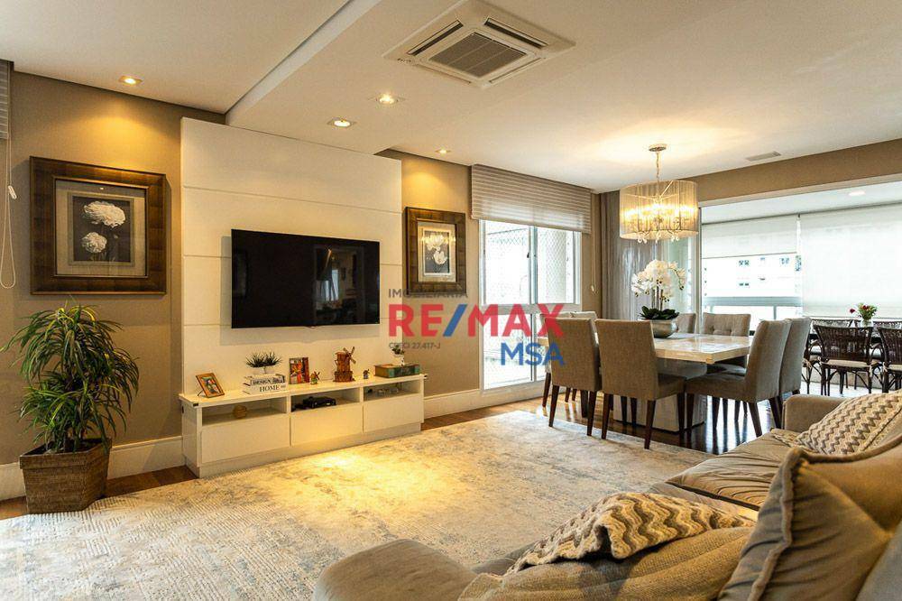 Apartamento à venda com 3 quartos, 236m² - Foto 2