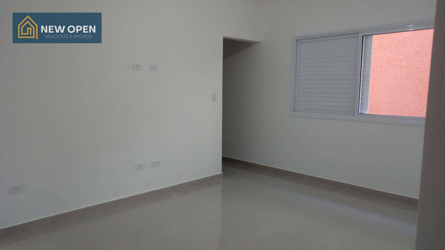 Casa à venda com 2 quartos, 118m² - Foto 3